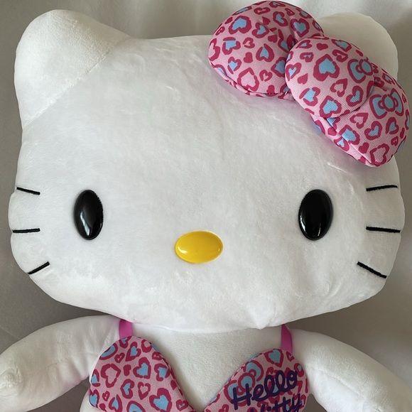 Hello Kitty Rare Swimsuit Plush - Picture 6 of 10